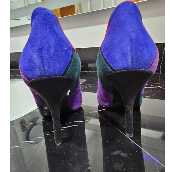 ColorBlock Heels - Picture 3 of 3